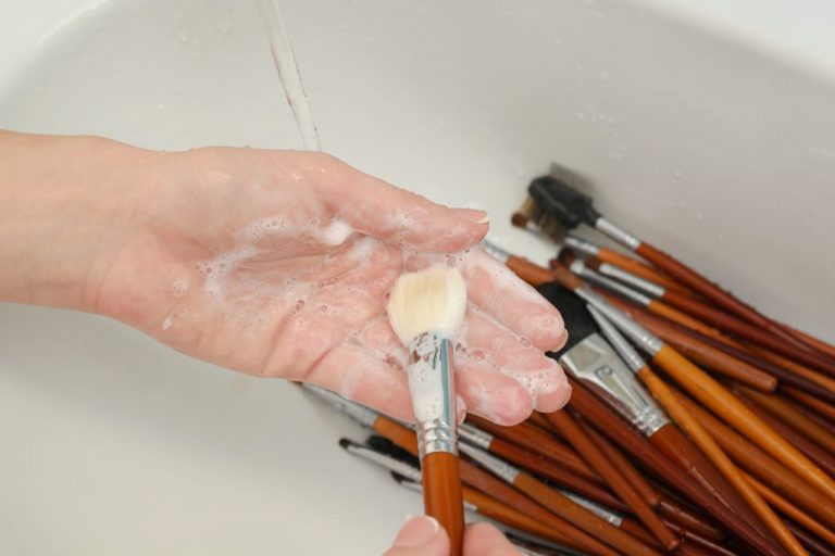 How To Keep Your Skincare & Beauty Regimen Sanitary